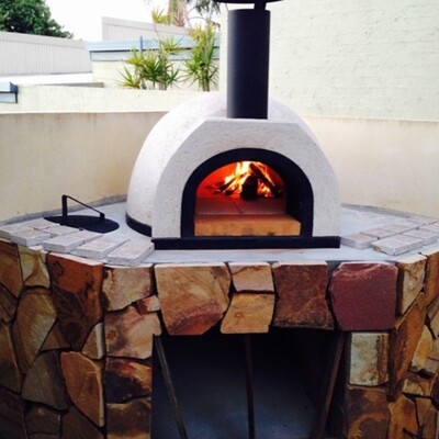 outdoorpizzaoven.jpg