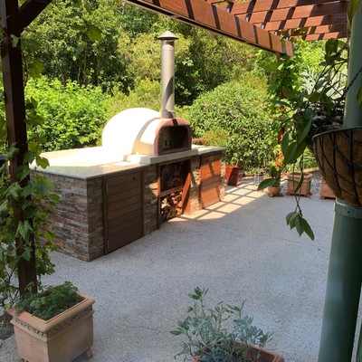 Outdoorpizzaovenfield.jpg